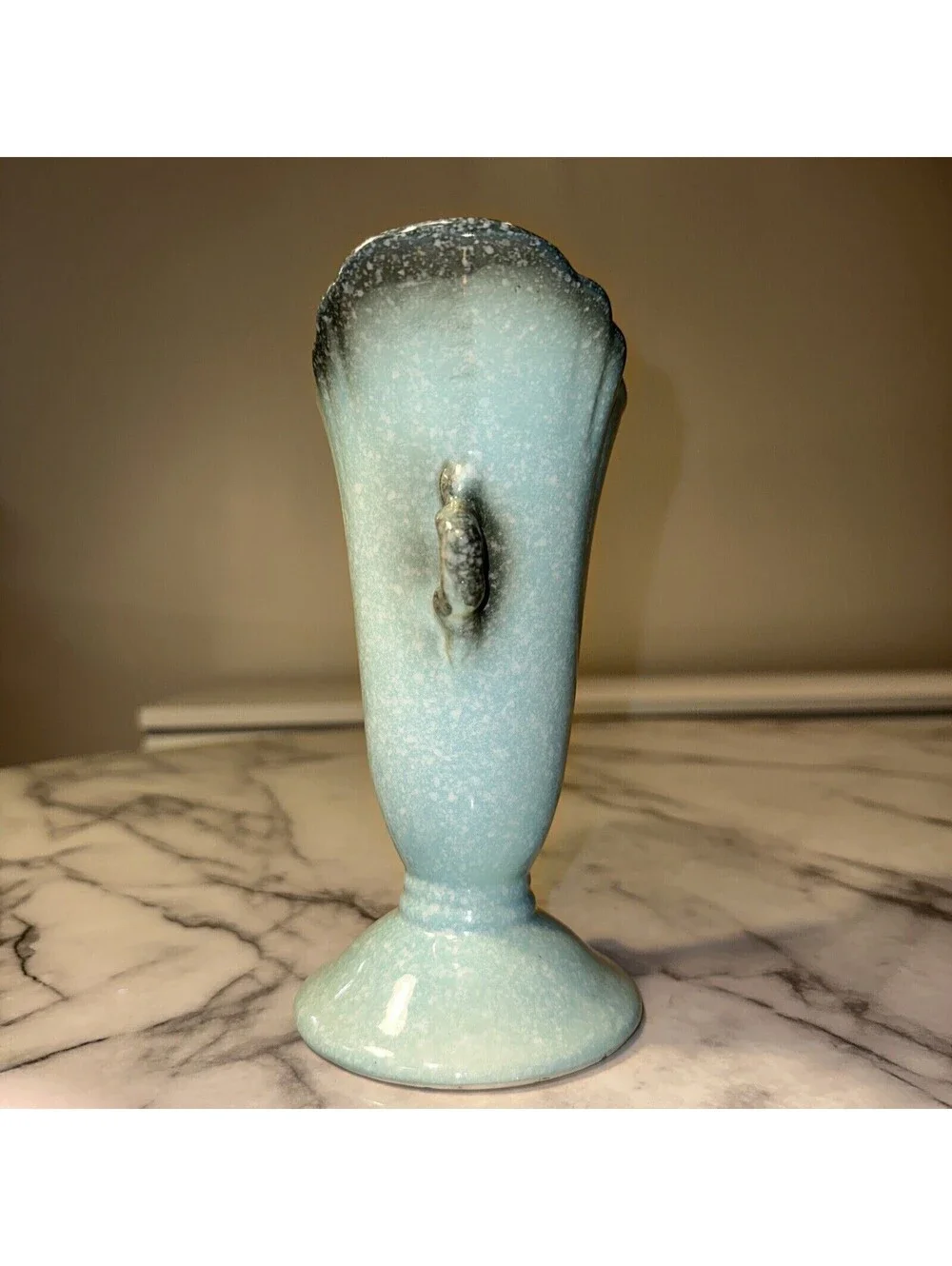 MCM 1950 Hull Wildflower W8 Vase 7 1/2